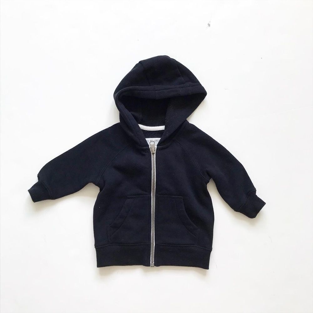 Carters black zip up hoodie EUC 6 months